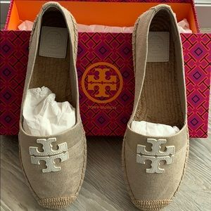 Authentic Brand New Tory Burch Weston Flats